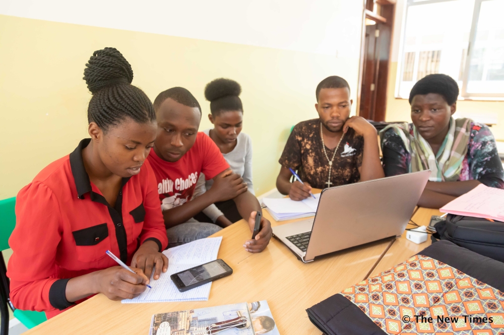 Students during a group work at University of Rwanda, Gikondo Campus. They have decried lack of ICT equipment and access to labs. / Craish Bahizi