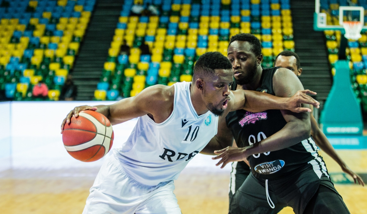 APR Basketball team during a past league game against Patriots. The Army side team have turned attention to preparing for the semi-finals of this year’s playoffs. Photo: Dan Nsengiyumva.