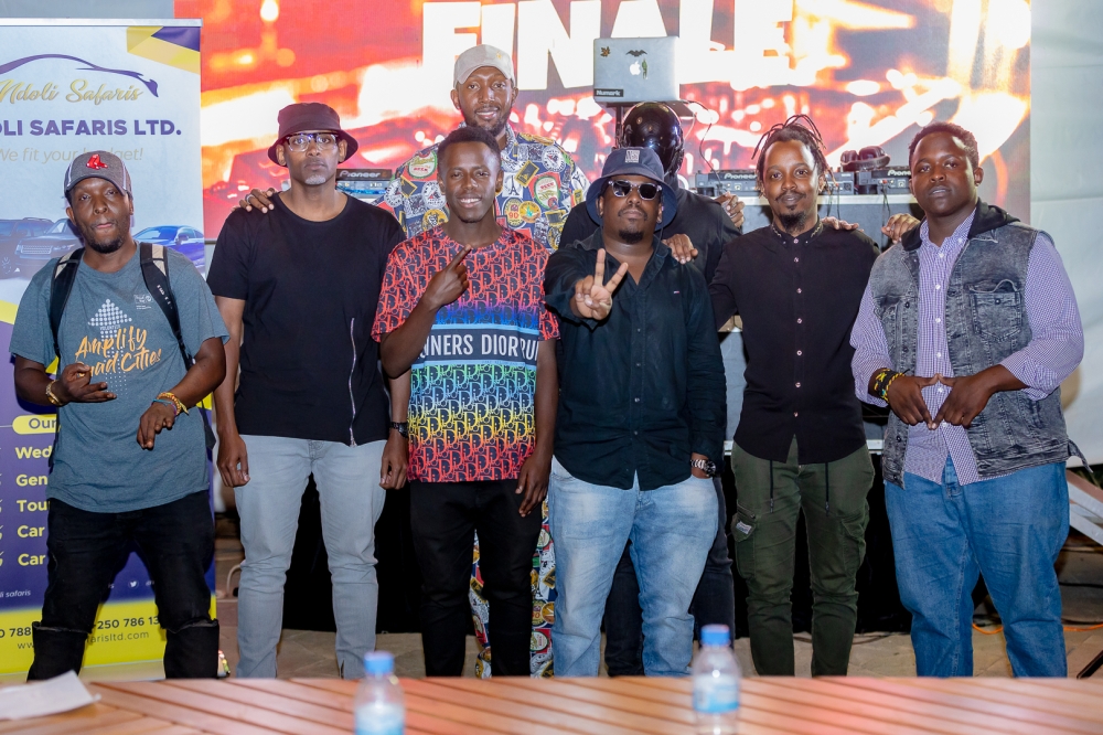 The top five deejays with the judges. / Courtesy