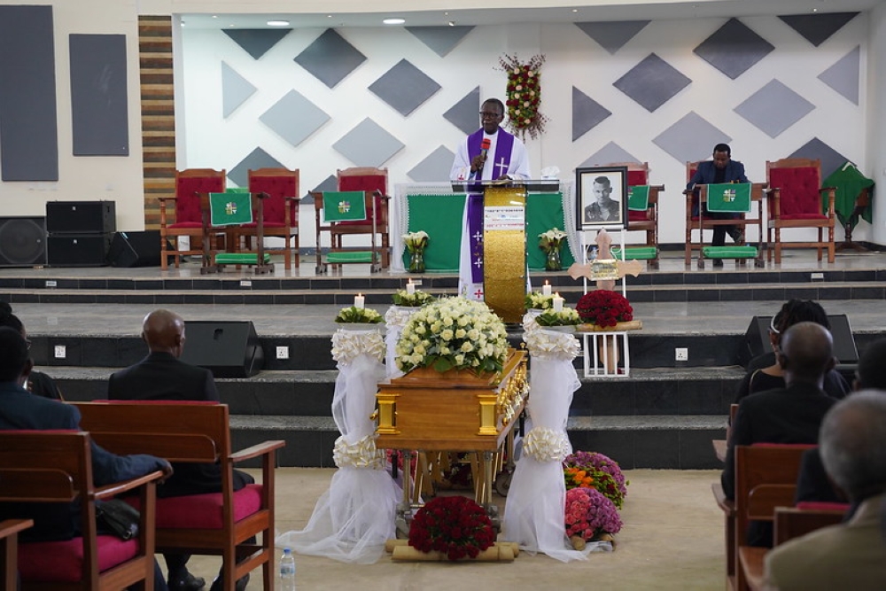 Renowned RnB singer Yvan Buravan was laid to rest on Wednesday, August 24.  Photos by Craish Bahizi.