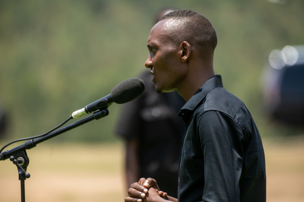 Adolphe Riberakurora, a resident of Ruhango District, during President Paul Kagame’s citizen outreach programme on August 25. / Photo: Olivier Mugwiza