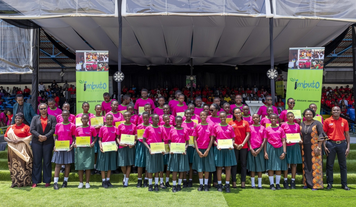 First Lady Jeannette Kagame in a group photo with some of the 784 best performing school girls who were awarded during the event in Musanze. / Photos: Imbuto Foundation