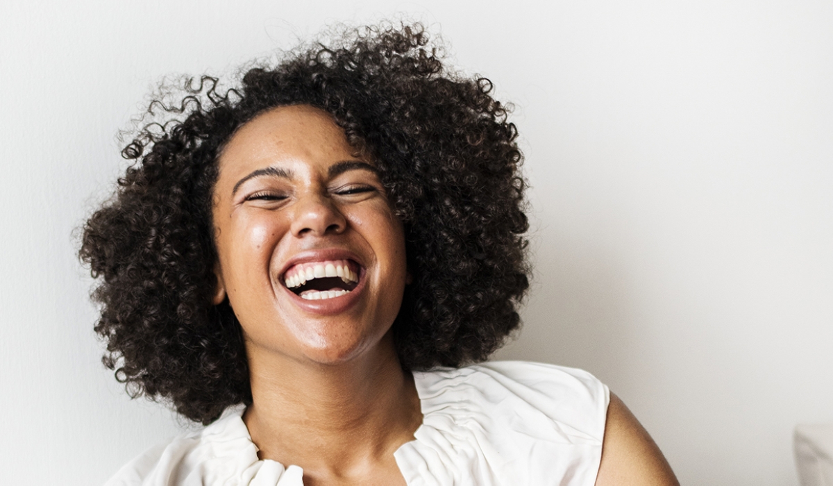 Studies show a good dose of laughter has great benefits for your body. Photo/Net