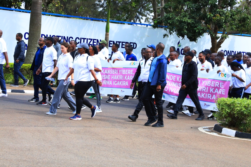  Kigali residents turned up in big numbers for the bi-monthly Car Free Day on Sunday ,October 16. The exercise coincided with this year's Breast Cancer Awareness Walk, as part of the activities to mark the Breast Cancer Awareness month.