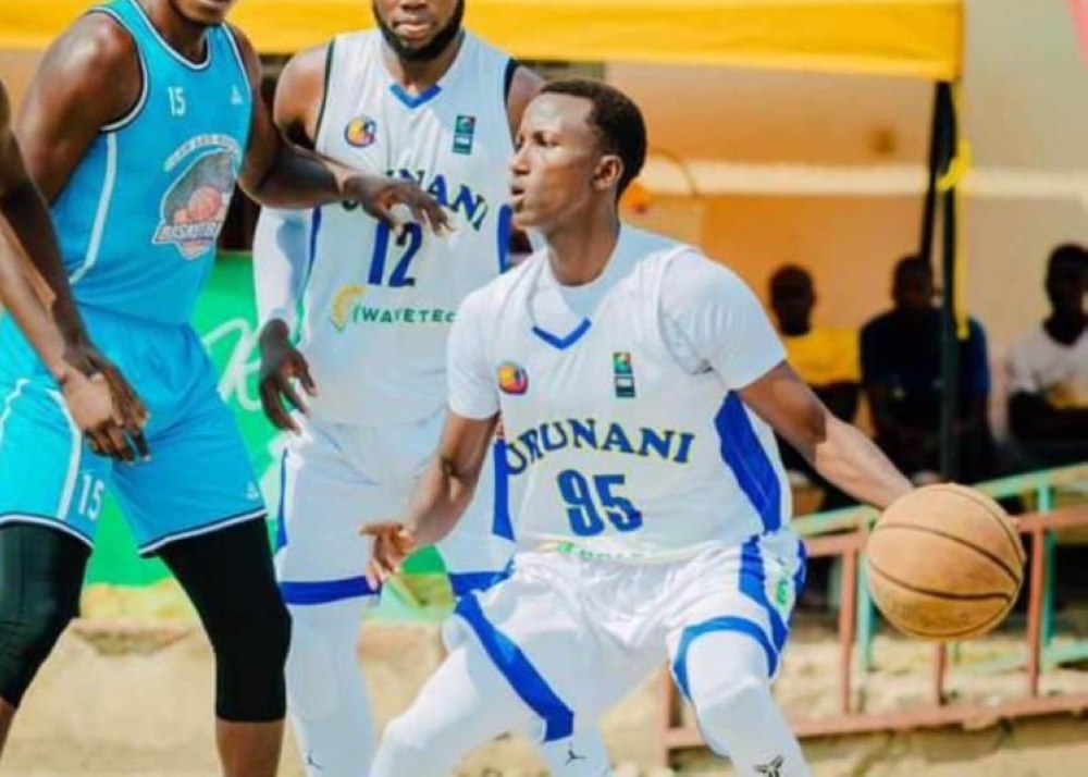 Urunani&#039;s Guibert with the ball during the game in Bujumbura. Following the withdrawal of Ethiopia&#039;s Hawassa City, four teams will battle in Group C looking to secure the two tickets on offer for the Elite 16 Round.