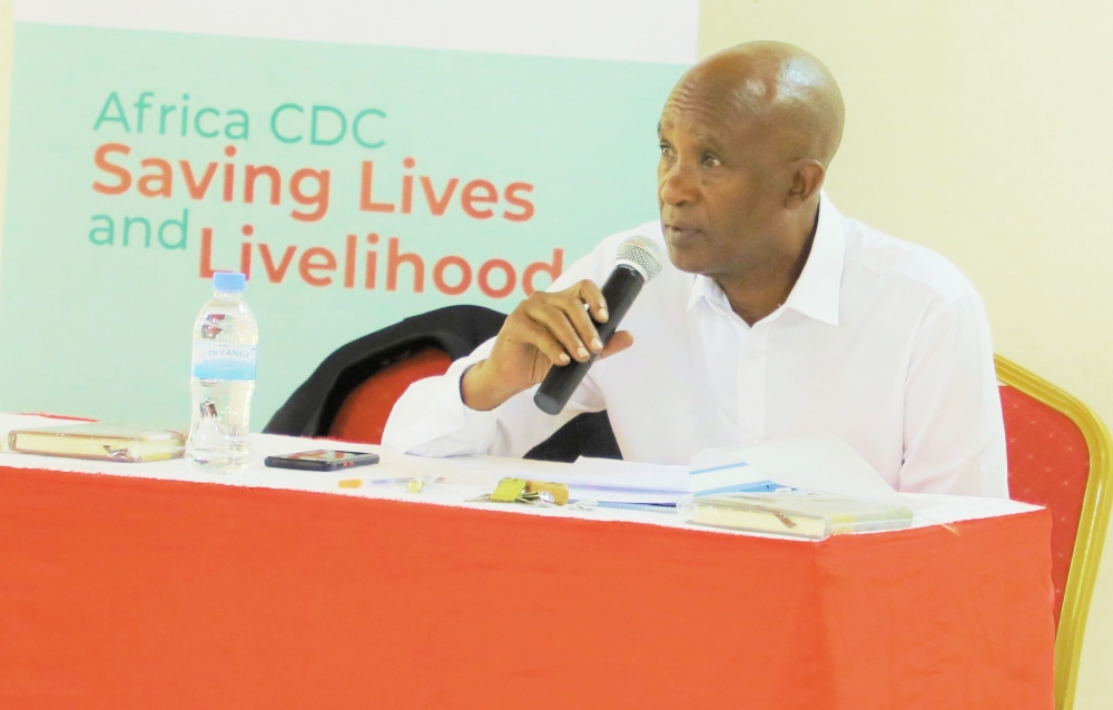 Pierre-Claver Ndimbati, Head of Programmes at Rwanda Red Cross, speaks at the meeting on

October 27. Photos: Craish Bahizi.