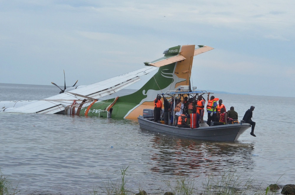 A plane crash killed 19 people including Hanifa Hamza, a Rwandan medical doctor.