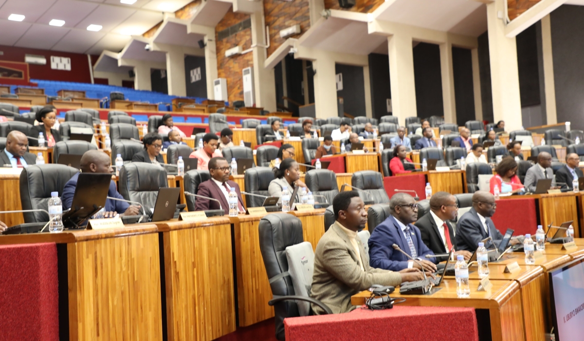 MPs during the Chamber of Deputies&#039; Plenary held on Monday, November 7. The Plenary resolved that people who are responsible for public finance mismanagement be prosecuted. / Courtesy photo