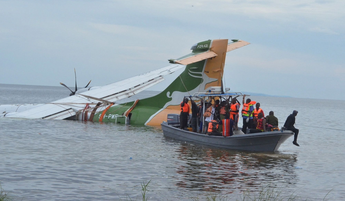 A plane crash killed 19 people including Hanifa Hamza, a Rwandan medical doctor.