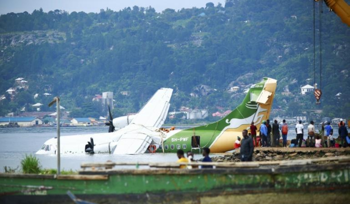 Wreckage of Precision Air that crashed on Sunday being pulled out of Lake Victoria along Bukoba shores in Tanzania . / Internet photo