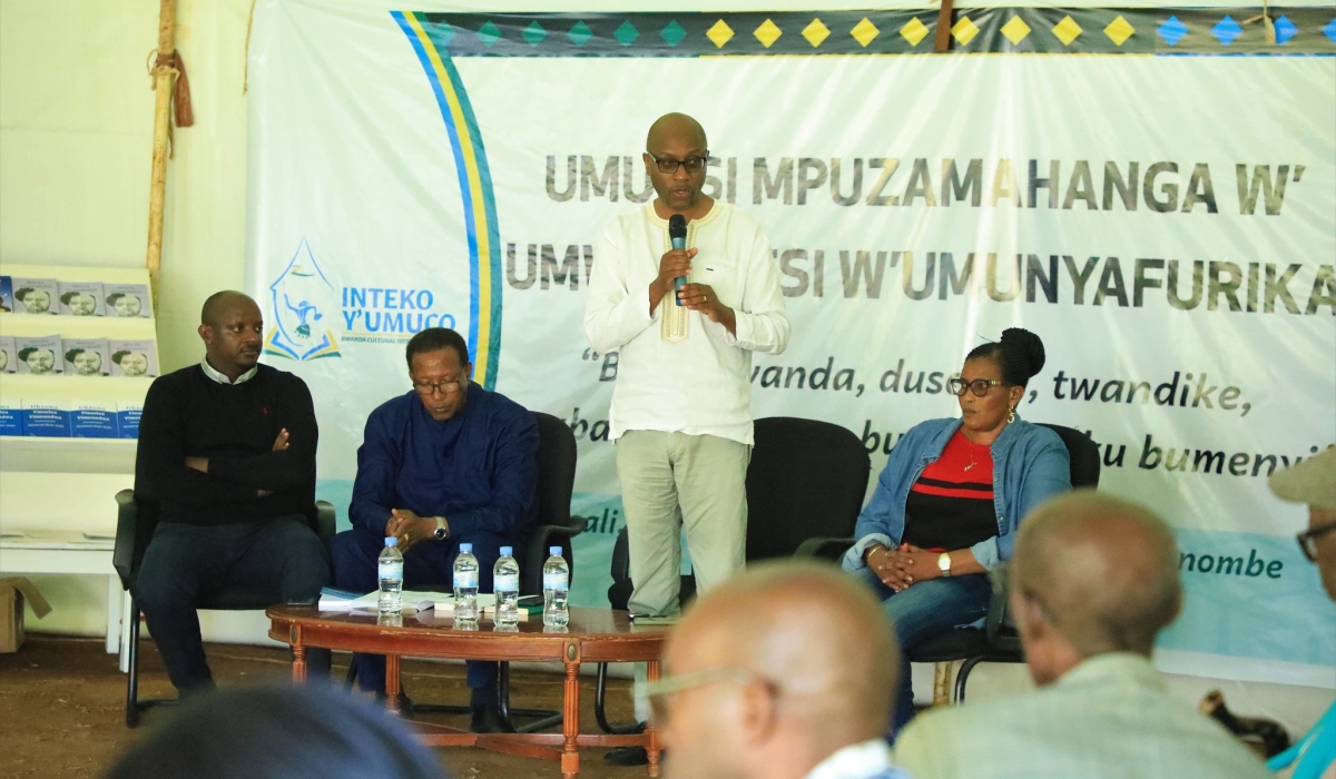 Robert Masozera, Director General of Rwanda Cultural and Heritage Academy, speaks during the celebration of International African Writer’s Day on
November 7. Photo: Craish Bahizi.