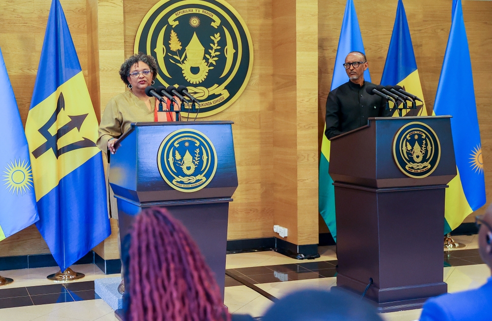 President Paul Kagame and Prime Minister of Barbados Mia Amor Motley during a joint news conference at Village Urugwiro on Thursday, November 10. Photo by Olivier Mugwiza