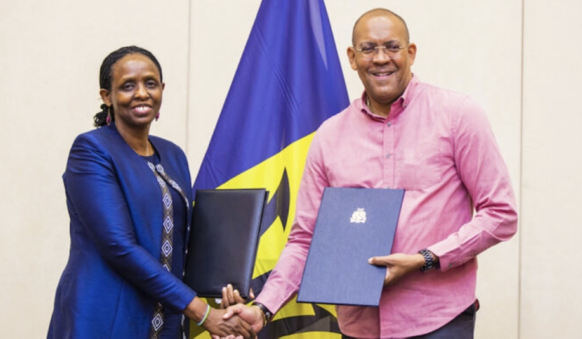 Minister of Foreign Affairs and Foreign Trade of Barbados, Kerrie Symmonds and the President of AGRA, Dr. Agnes Kalibata after signing the agreement in Kigali on November 11. Courtesy