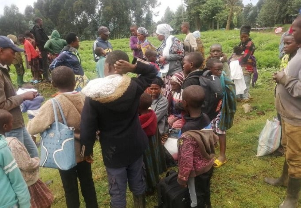 Some of the 89 DR Congo citizens who arrive in Bugeshi Sector in Rubavu on Sunday, November 13. They are fleeing from fights between the government forces FARDC and M23 rebels group. Photo Courtesy