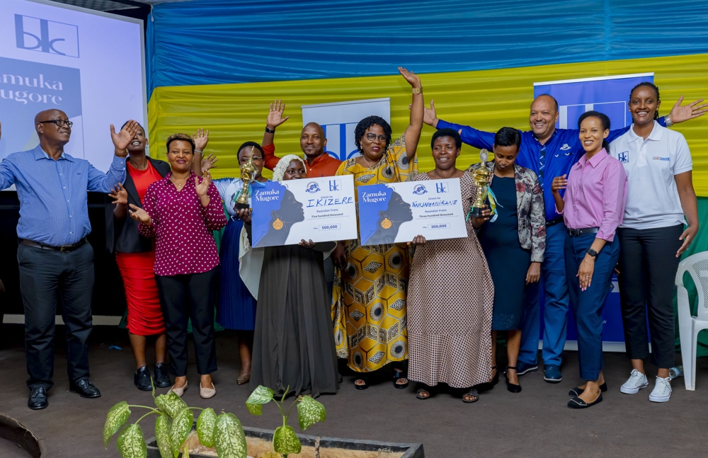 Bank of Kigali in partnership with the Association des Métis au Rwanda has supported saving and development groups of women whose children were
abandoned. Photos: Courtesy.