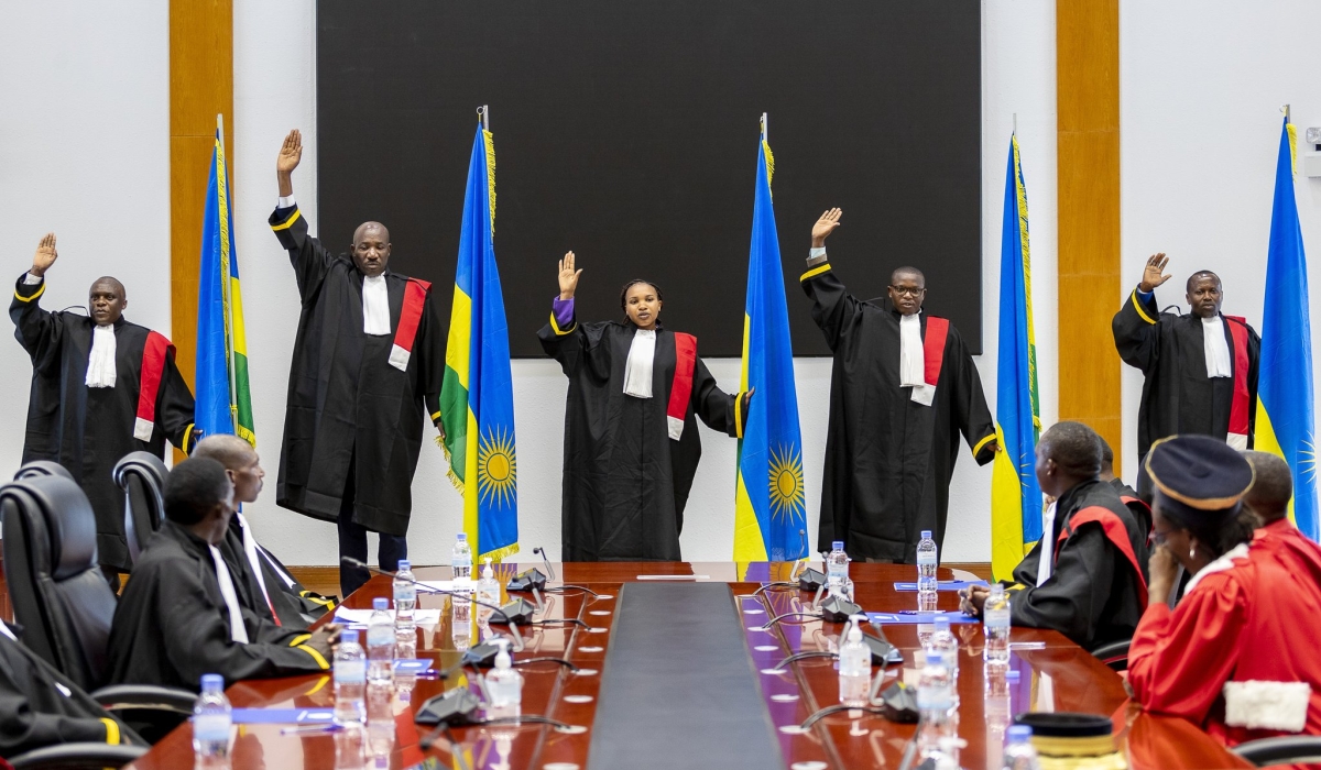 Some of the 25 new prosecutors swearing in on Monday, November 14. While presiding over the ceremony, Prime Minister Edouard Ngirente urged the newly sworn-in prosecutors to use technology in their work to counter the rising number of crimes related to it. Photo Courtesy