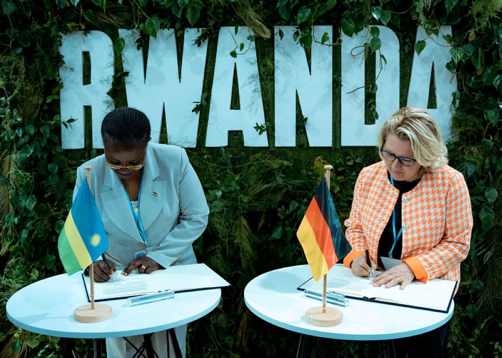  Minister of Environment Jeanne d&#039;Arc Mujawamariya and Svenja Schulze, Germany’s Federal Minister of Economic Cooperation and Development sign the agreement on the side-lines of COP27 in Sharm El-Sheik, Egypt on Monday November 14. Courtesy