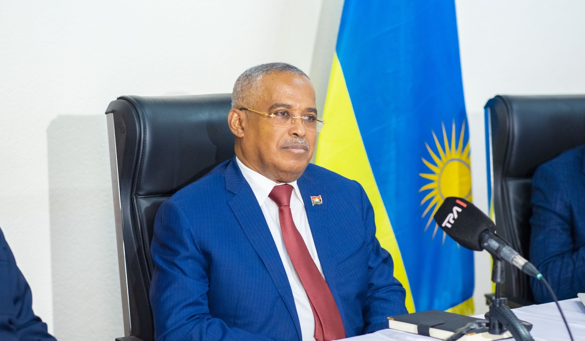 Angolan ambassador to Rwanda, Eduardo Octávio, addresses journalists in Kigali on Monday, November 14, 2022.