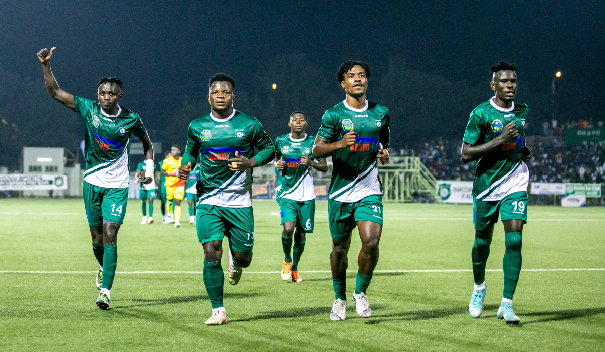 SC Kiyovu players celebrate a crucial win of 2-1 against Rayon Sports at Kigali stadium. Olivier Mugwiza