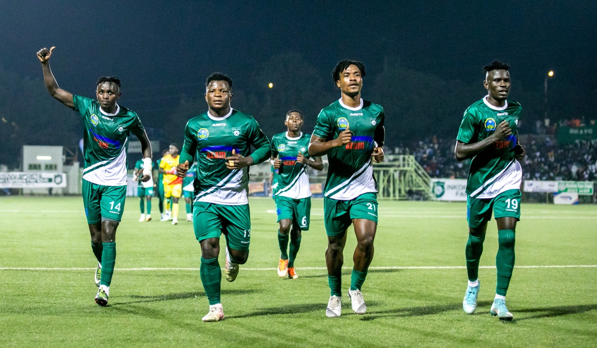 SC Kiyovu players celebrate a crucial win of 2-1 against Rayon Sports at Kigali stadium. Olivier Mugwiza