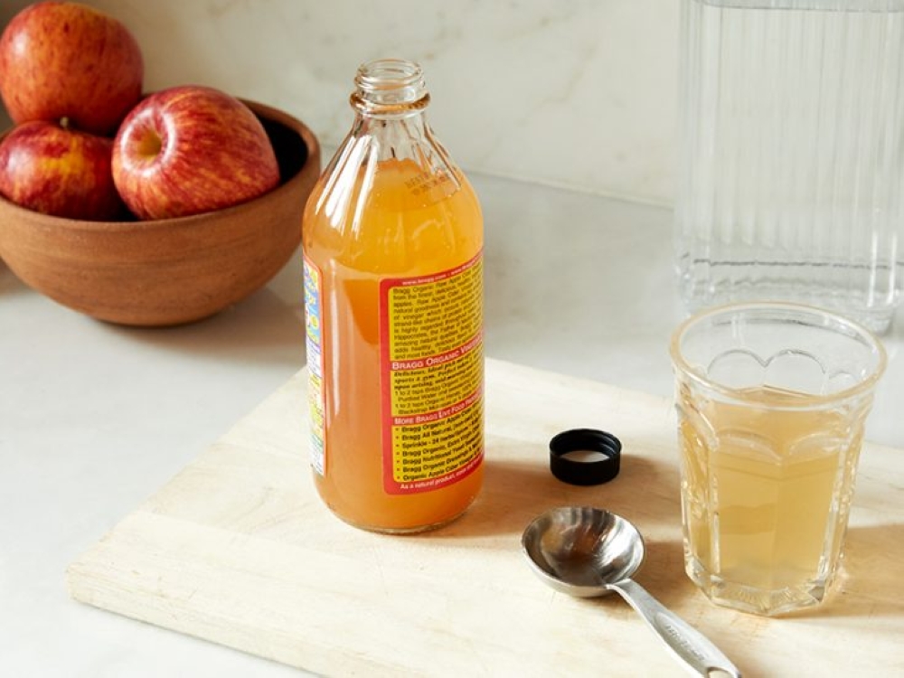 Apple cider
vinegar can
be found in
local food
markets

and super-
markets.

Photo/Net