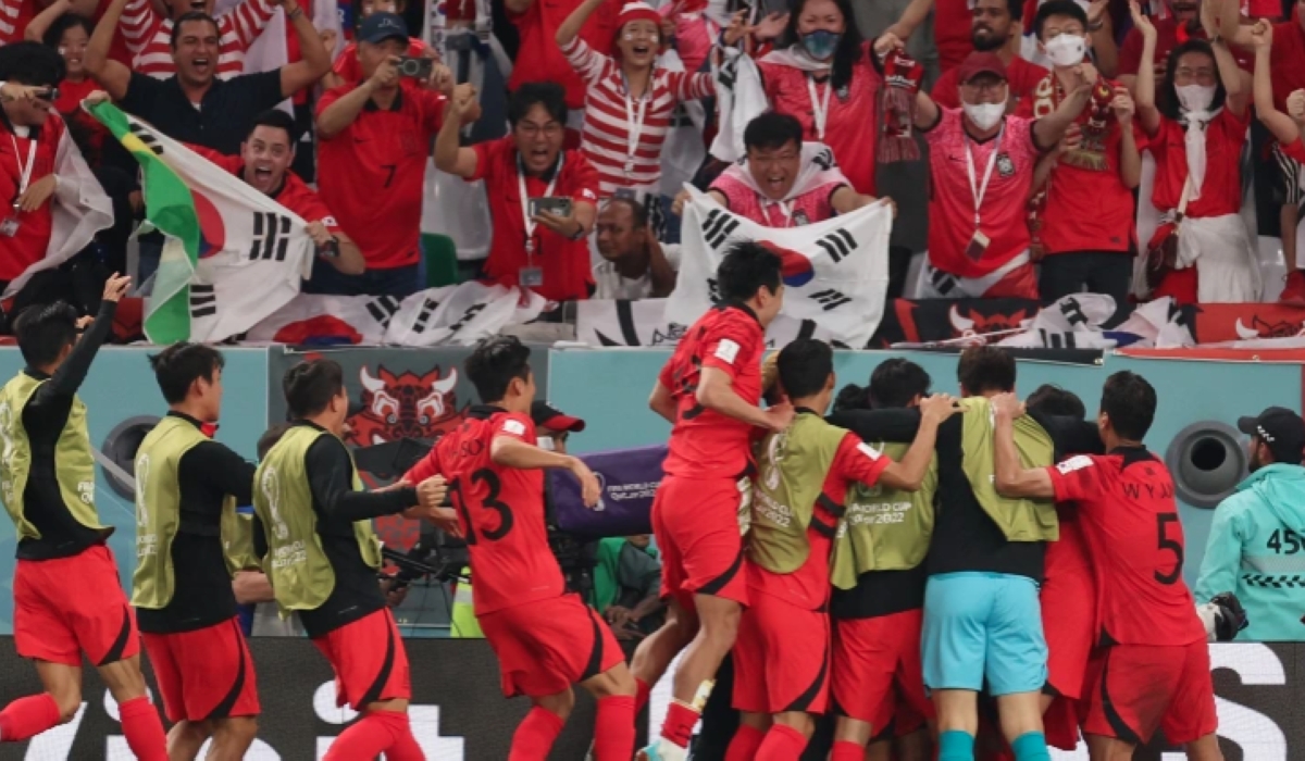 South Korea&#039;s Hwang Heechan celebrates their winning goal [Pedro Nunes/Reuters]