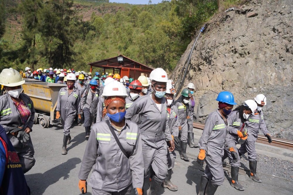 Miners at a Rulindo District mining site. Photo: Craish Bahizi.