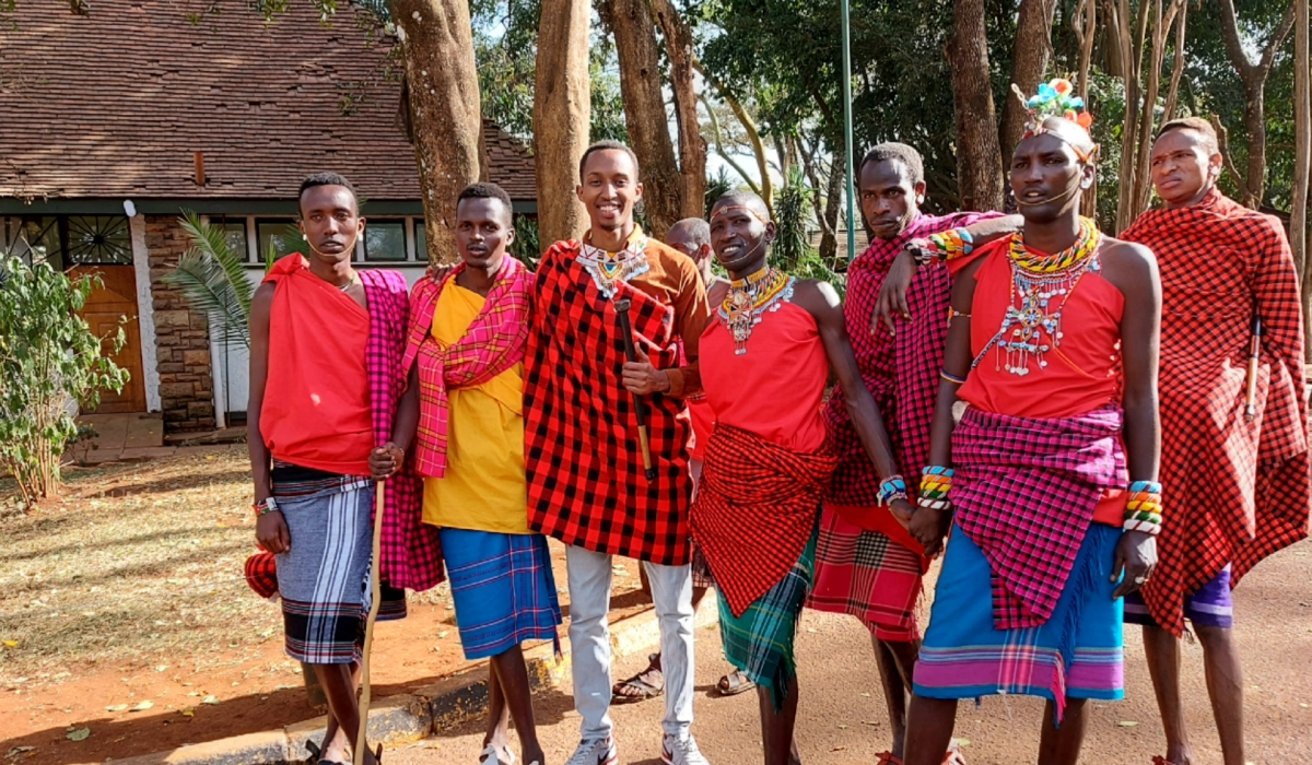 The writer Lavie Mutanganshuro (3rd from Left) in group photo with some Kenyans from Masai tribe. While visiting the Nairobi Animal Orphanage, I met people from the Maasai tribe. I realised they are way friendlier than I thought.