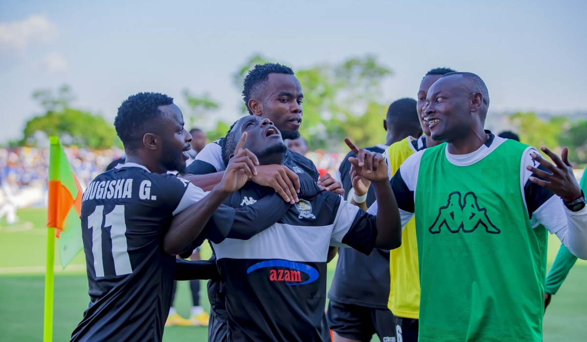 APR FC players celebrate the win after stunning the Blues 1-0 at Kigali stadium on Saturday, December 17. Photo by Christophe Renzaho 