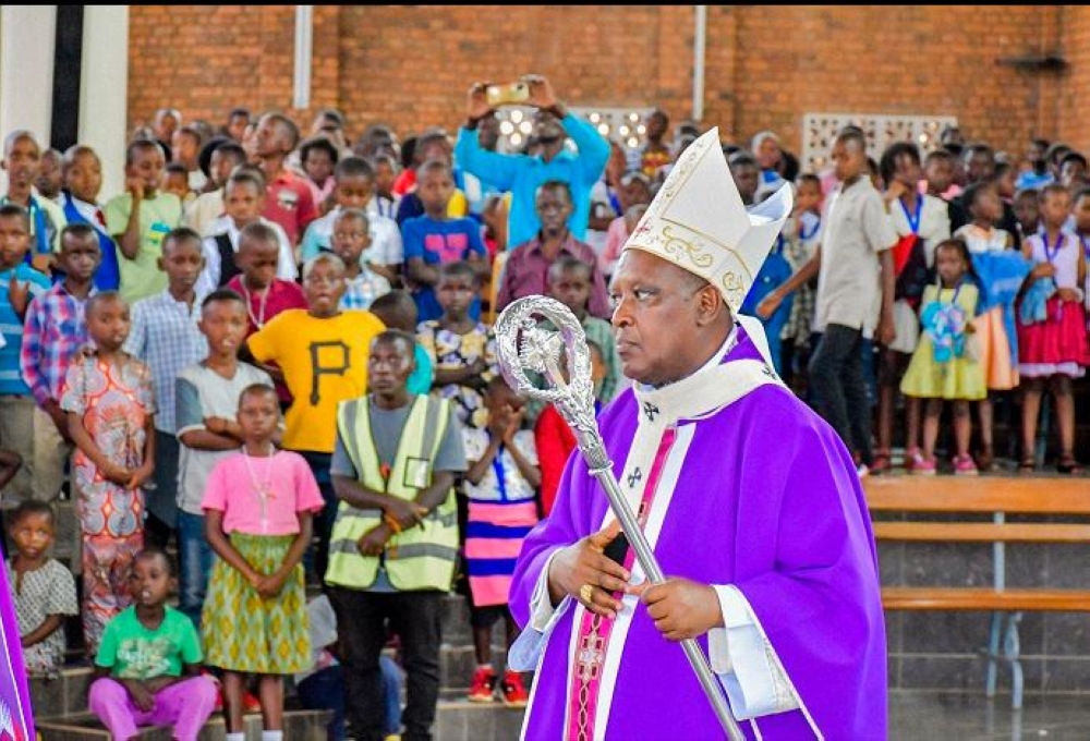 Cardinal Antoine Kambanda celebrated a mass on Thursday with children who are preparing for Christmas.