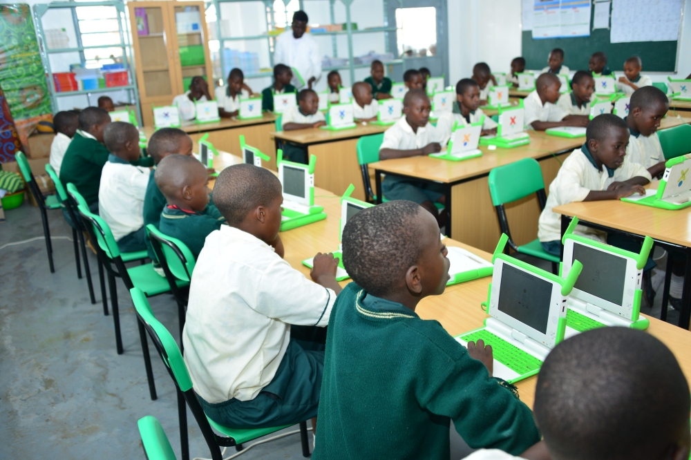 Children during an IT class at Ecole Primaire Nyaruyenzi,in Mageragere Sector, Nyarugenge District on January 31,2020 . According to Rwanda Education Board officials, the government  is planning to connect at least 60 per cent of primary schools to the internet by 2024. File