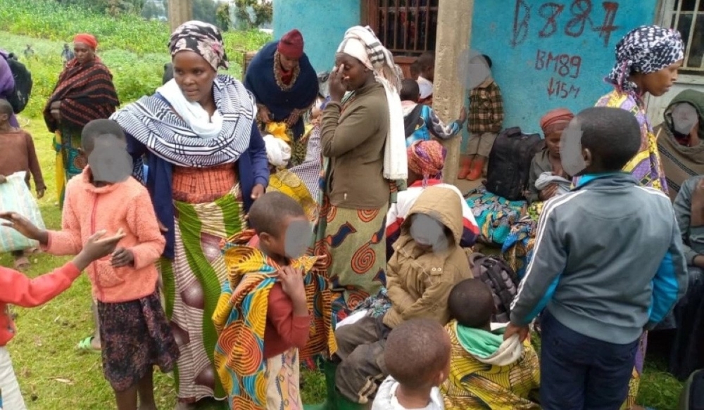 Some of the DR Congo citizens who arrive in Bugeshi Sector in Rubavu on November 13. A total of 2,061 refugees fleeing the fighting in eastern DR Congo have crossed into Rwanda since November 13 . Phot