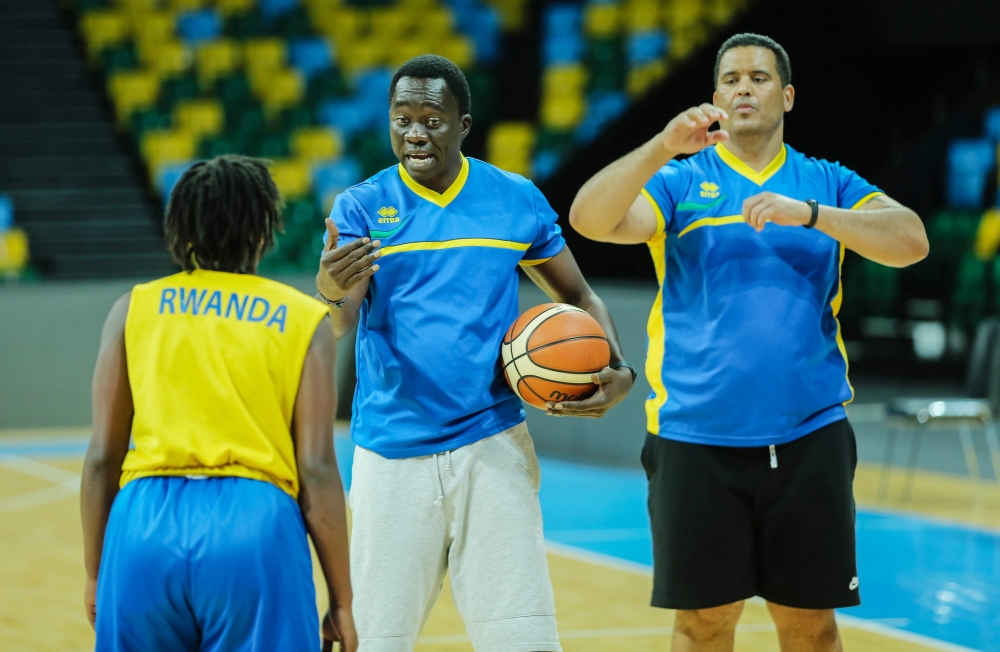 The national women basketball head coach Cheikh Sarr during a training session . Coach, Cheikh Sarr, has summoned a 17-woman provisional roster of only local players to start preparations. File