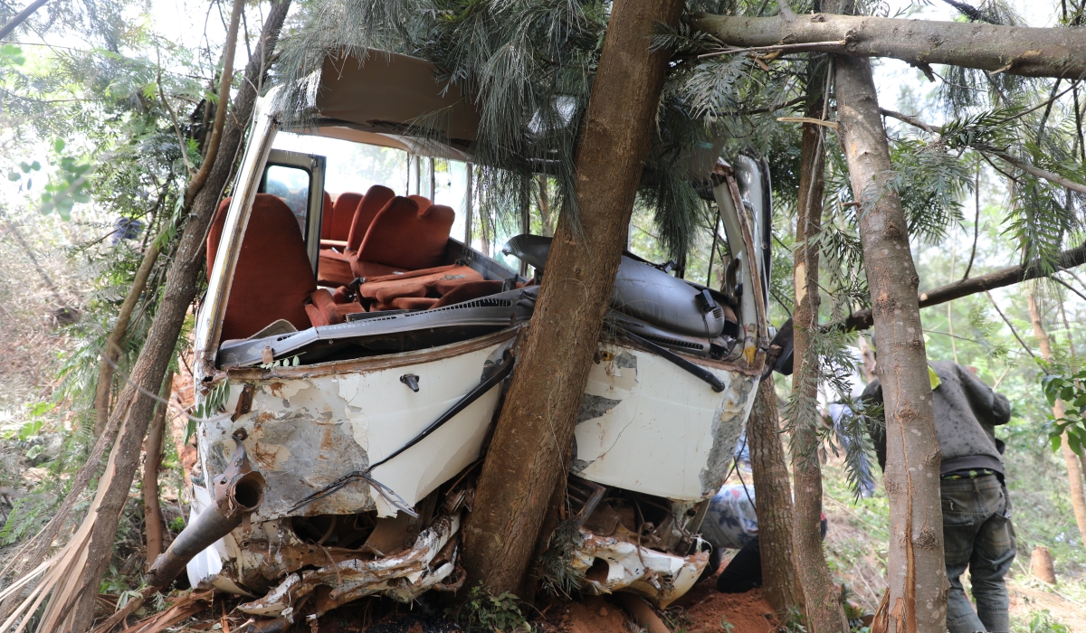 A  school bus that was involved in the accident in which one child died, 24 children, the driver and a teacher  were injured , at Rebero in Kigarama Sector, Kicukiro District on Monday, January 9. Craish Bahizi