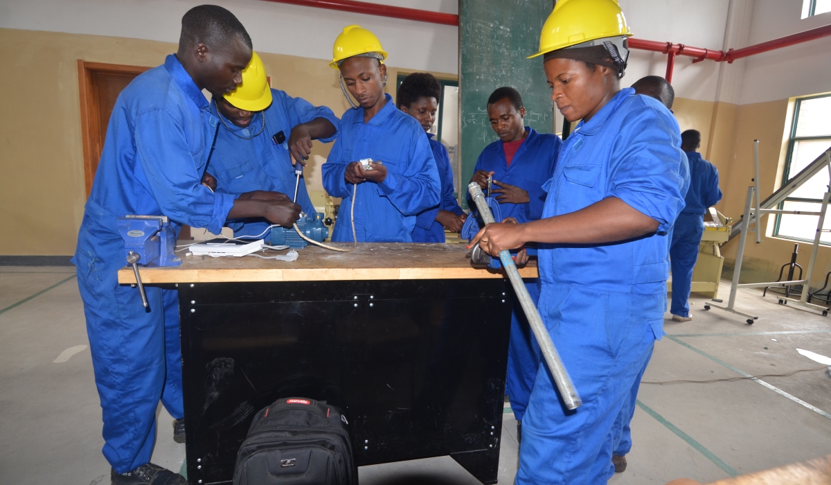 Students during a plumbing exercise at Musanze Polytechnic. The Ministry of Education  is working on assessment models that encourage teamwork, projects, and presentation skills among students. File