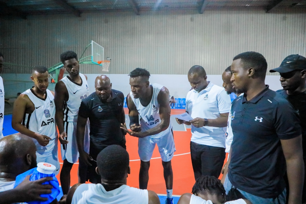 APR BBC players follow the coach&#039;s instructions during a break. The giants APR BBCwill face EspoirBBC  during Friday’s league clash at STECOL court- starting at 7pm. Dan Kwizera
