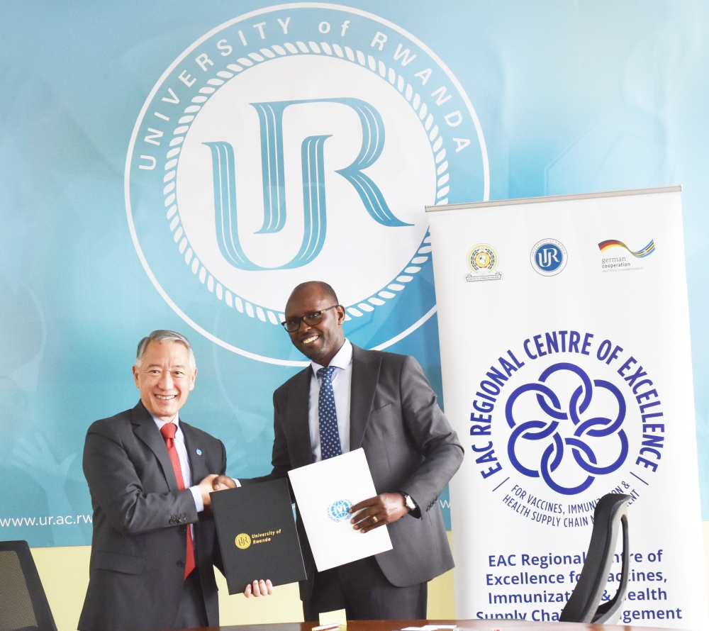 University of Rwanda Vice Chancellor Didas Kayihura Muganga, and Director General of the IVI, Jerome Ki during the signing ceremony in Kigali on February 9. Courtesy
