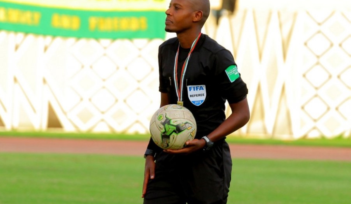 Rwandan international referee Nsoro Ruzindana will officiate at Sunday’s Rwandan derby as APR  host arch rivals Rayon Sports at Huye Stadium. Courtesy