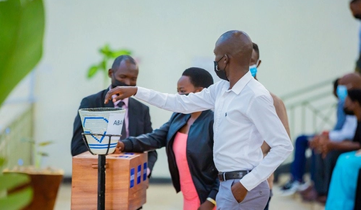 Christians give offerings during church services in Kigali in 2021. Photo: Courtesy.