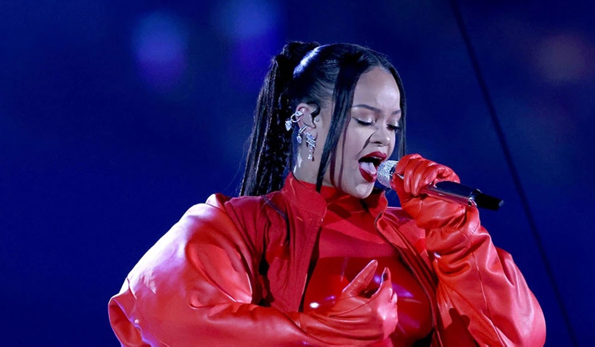 Rihanna revealed baby bump at the SuperBowl halftime show.