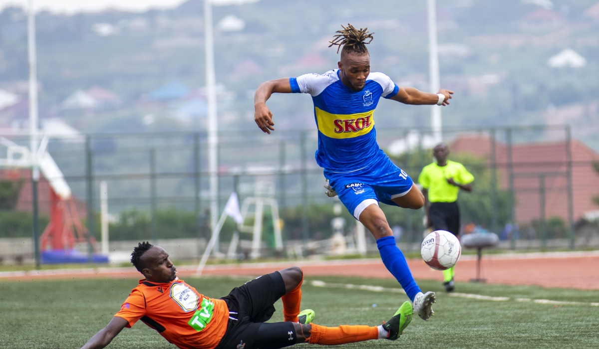 Brace scorer the Cameroonian attacker Leandre Willy Onana wins the ball against Gasogi&#039;s defender Nizigiyimana as Rayon Sports stun Gasogi 2-1 on Saturday at Bugesera Stadium. Olivier Mugwiza 