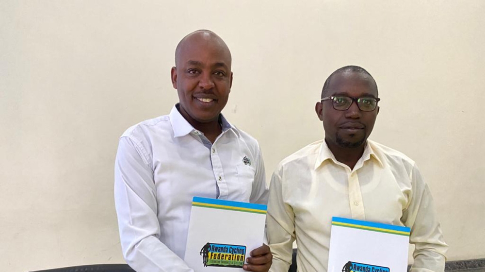 FERWACY President Abdallah Murenzi and Rubavu Mayor Ildephonse after signing the MoU for organizing Kivu Belt Race that will be officially inaugurated by the end of March 2023. Courtesy