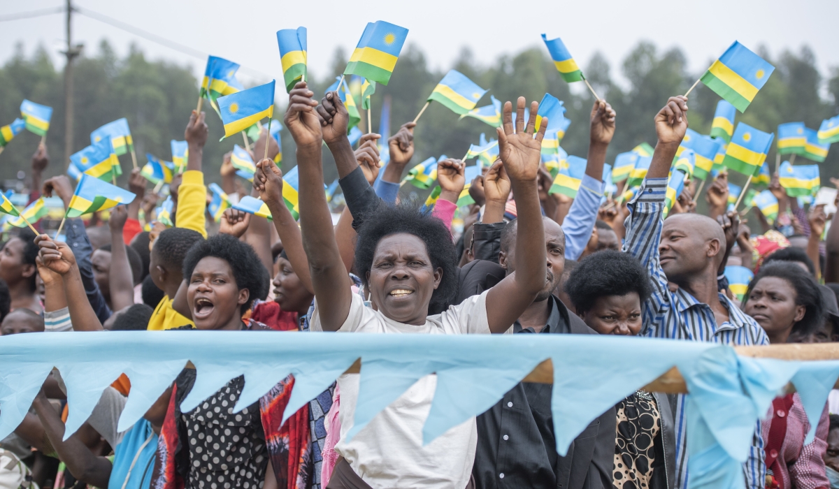 Residents who turn up to meet President Paul Kagame during his visit in Nyamasheke District on August 27, 2022. Courtesy