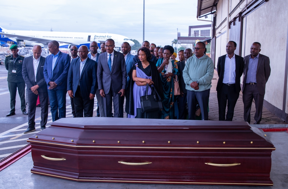 The body of Gen (Rtd) Marcel Gatsinzi arrived in Rwanda from Belgium. Minister of Defence, Maj Gen Albert Murasira, RDF General and senior officers, and family members received the body at Kigali International Airport on March 12. Courtesy