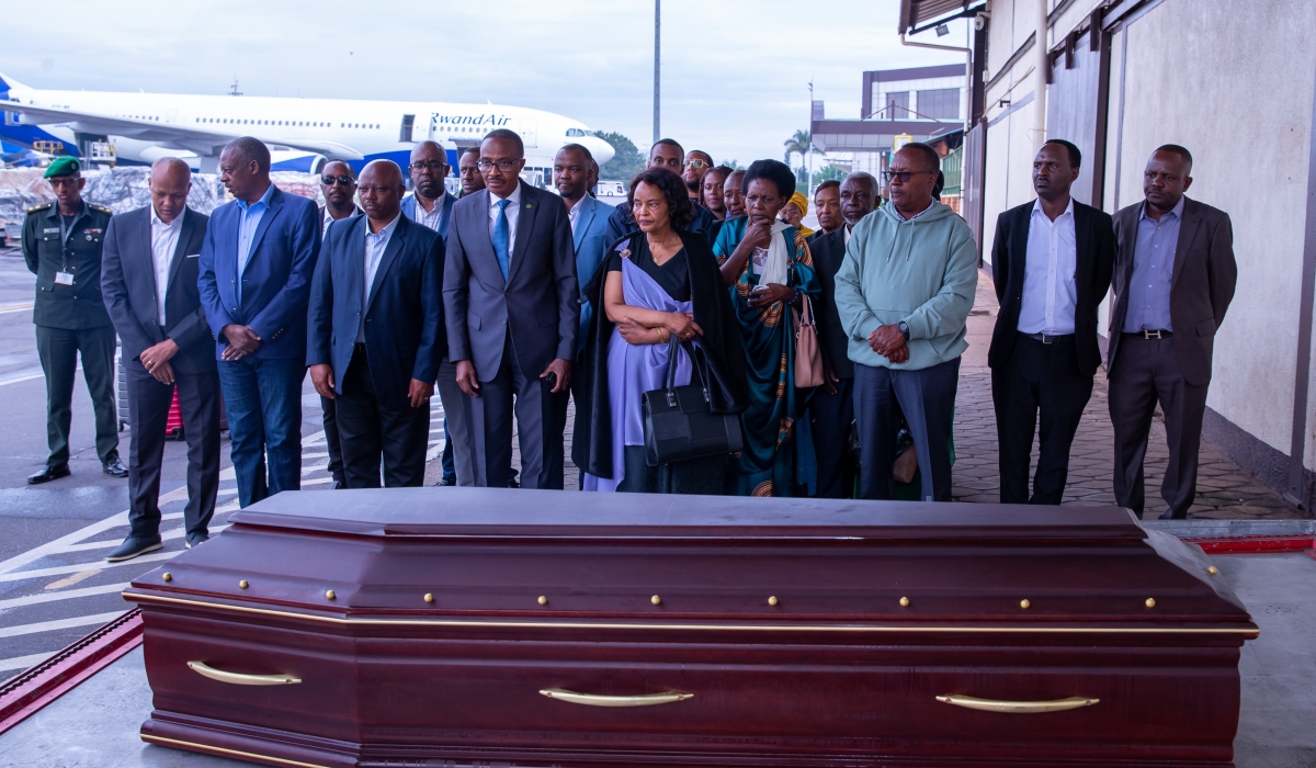 The body of Gen (Rtd) Marcel Gatsinzi arrived in Rwanda from Belgium. He will be laid to rest on Thursday, March, 16. Courtesy