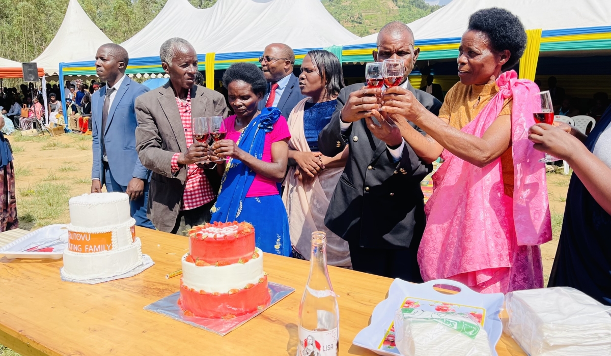 A &#039;toast of love&#039; for these old spouses, who are among the 390 couples legally married on March 8, 2023 in Gakenke District, under the auspices of World Vision Rwanda (Emmanuel Ntirenganya)