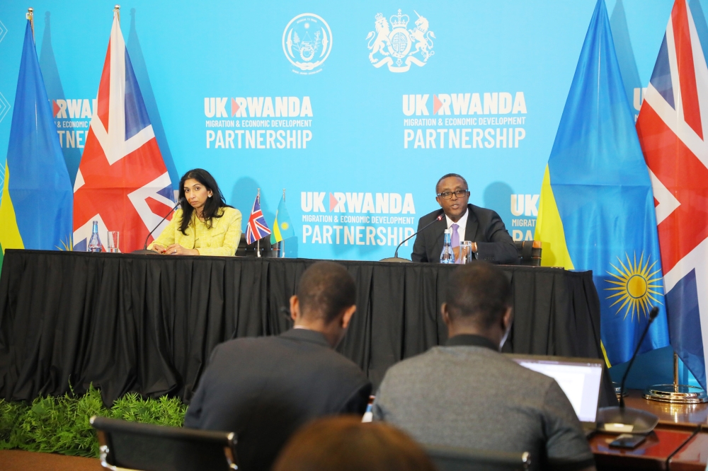 The UK Home Secretary, Suella Braverman and Rwanda’s Minister of Foreign Affairs Dr Vincent Biruta address journalists in Kigali on March 18. Photo by Craish Bahizi