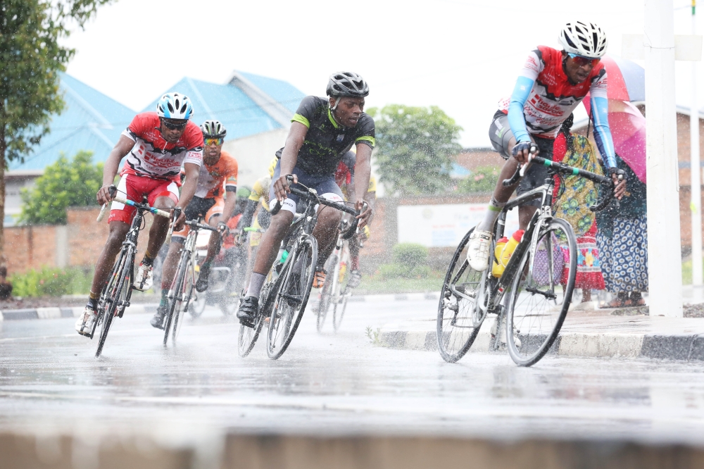 Local riders compete during Farmers race of Rwanda Cycling Cup in Musanze. FERWACY has revealed that  the new edition of Kivu Belt Race slated for March 26 in Rubavu District, Western Province. Photo by Sam Ngendahimana