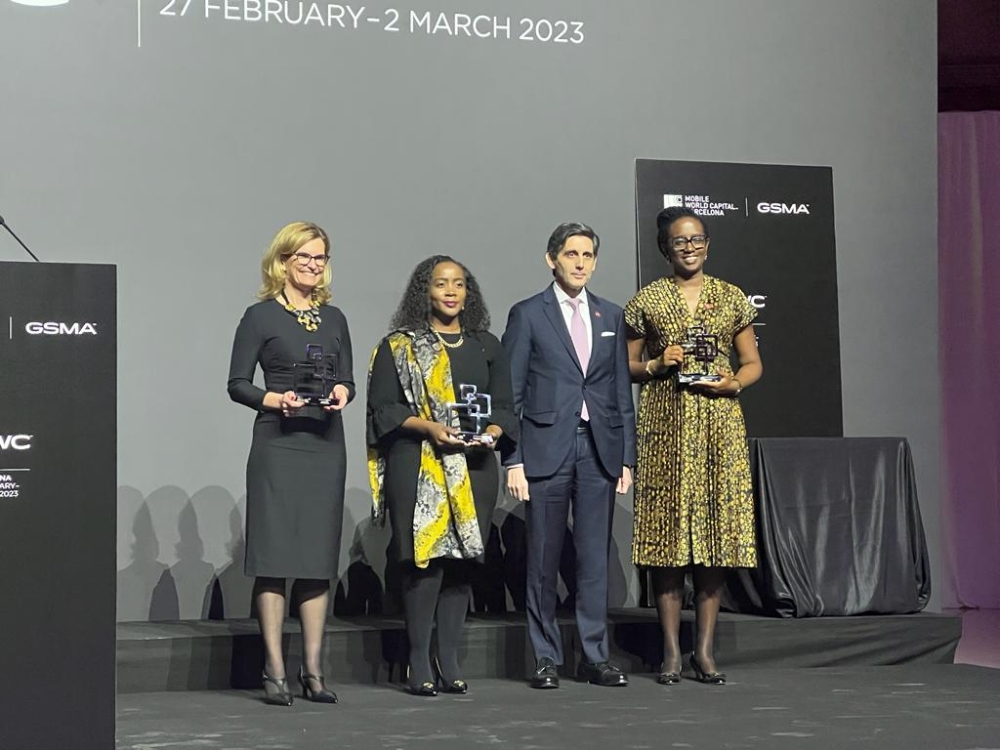 Dr Diane Karusisi, Bank of Kigali CEO (1st Right), after receiving the prestigious GSMA Chairman Award, during which the macye macye program was recognized. Courtesy