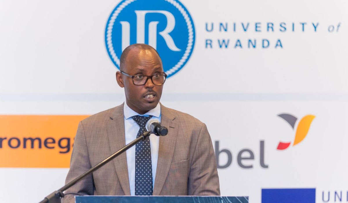 The University of Rwanda Vice Chancellor Didas Muganga Kayihura delivers remarks during the official launch of Masters, PhD programmes in biotech. The new programmes follow Rwanda’s vision to become a regional hub for next-generation bio-manufacturing. Courtesy